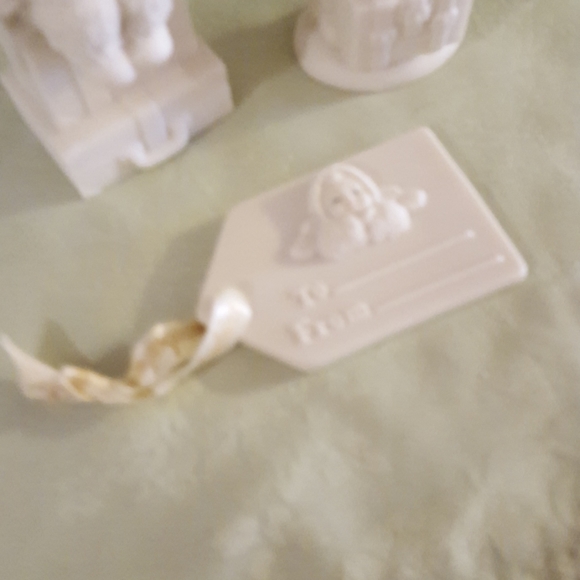 Snowbabies "Ready to see the World" EUC - Picture 6 of 6